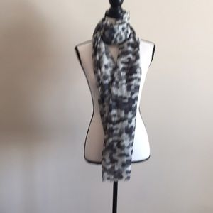 Gray Camo cashmere pashmina